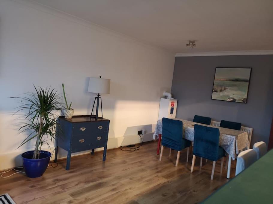 2 Bed Flat, Bounds Green, Piccadilly Line, London N11 Exterior foto