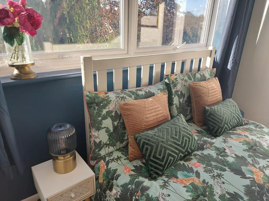 2 Bed Flat, Bounds Green, Piccadilly Line, London N11 Exterior foto